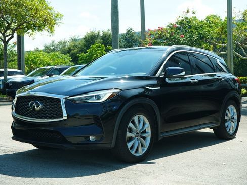 Used 2021 INFINITI QX50 Luxe FWD image 3
