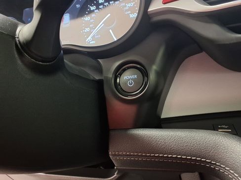 New 2026 Toyota Sienna XLE FWD image 17