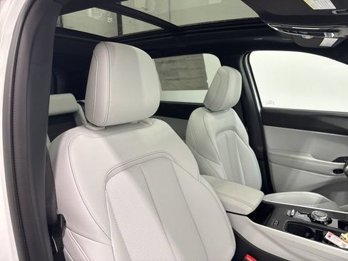 New 2026 Jeep Cherokee Limited AWD/4WD image 14