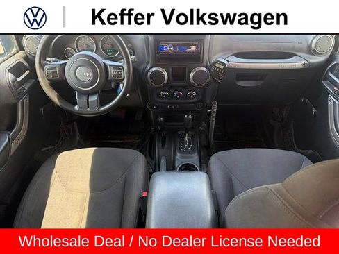 Used 2016 Jeep Wrangler Unlimited Sport AWD/4WD image 23