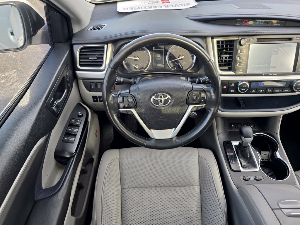 Certified 2019 Toyota Highlander Limited Platinum AWD/4WD image 27