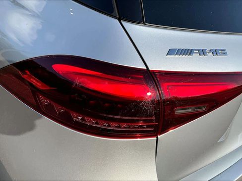 Used 2025 Mercedes-Benz GLE 53 AMG 4MATIC image 27