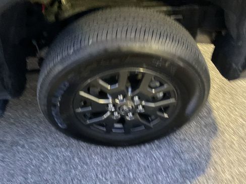 Used 2025 Toyota 4Runner SR5 image 6