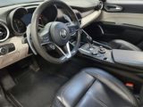 Used 2018 Alfa Romeo Giulia AWD image 4