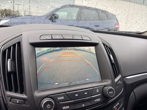 Used 2017 Buick Regal Premium w/ Driver Confidence Package #1 AWD/4WD image 17