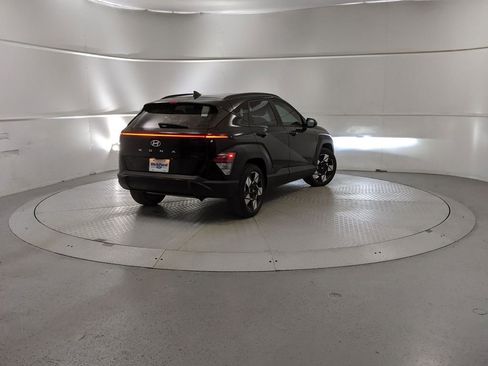 Used 2024 Hyundai Kona SEL image 3