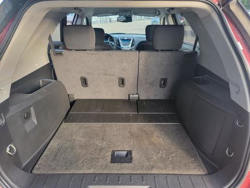 Used 2011 Chevrolet Equinox LT w/ Driver Convenience Package image 16