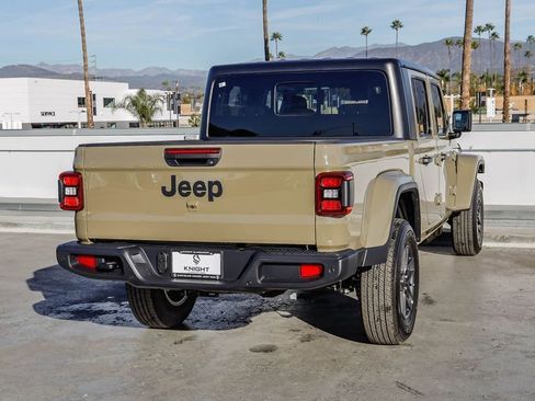 New 2026 Jeep Gladiator Sport image 9