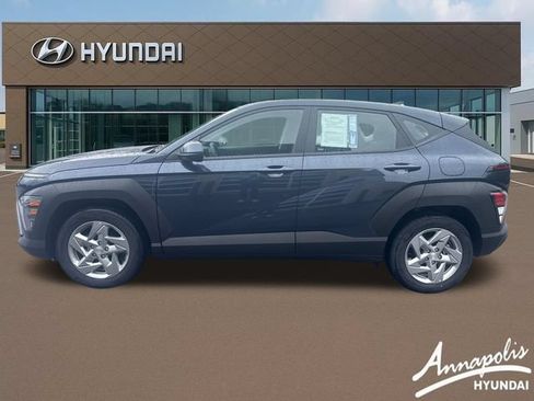 Used 2026 Hyundai Kona SE FWD image 2