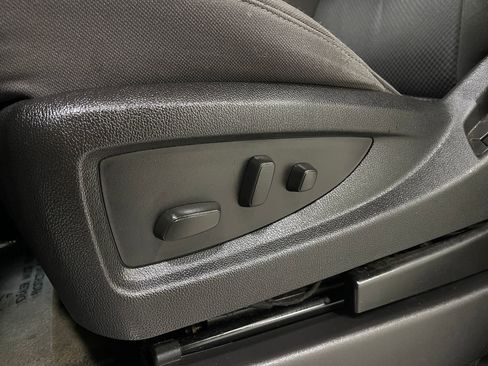 Used 2015 Chevrolet Silverado 1500 LT image 15