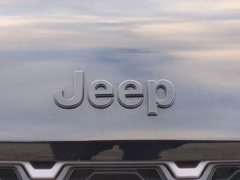New 2026 Jeep Grand Cherokee Altitude AWD/4WD image 41