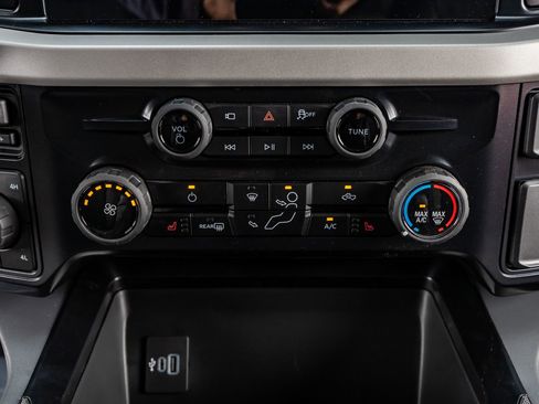 Used 2026 Ford F250 XLT w/ XLT Premium Package image 27