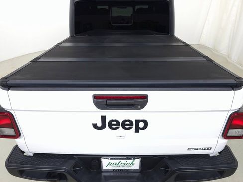 Used 2020 Jeep Gladiator Sport w/ Quick Order Package 24S image 6