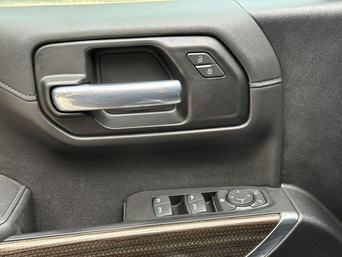 Used 2021 Chevrolet Silverado 1500 RST AWD/4WD image 15