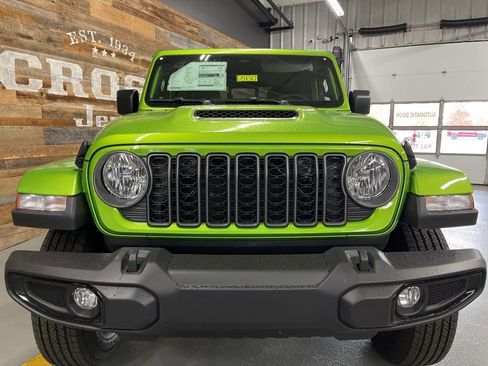 New 2026 Jeep Gladiator Sport image 41