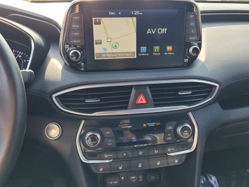 Used 2020 Hyundai Santa Fe Limited image 23