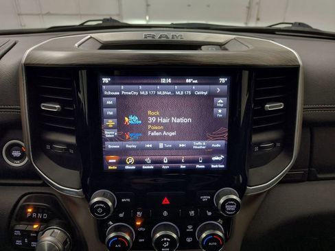 Used 2020 RAM 1500 Laramie AWD/4WD image 24