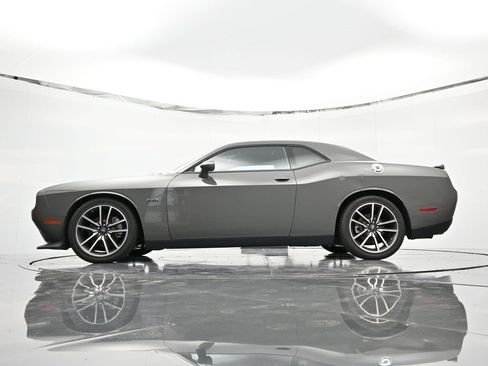 Used 2023 Dodge Challenger R/T image 45