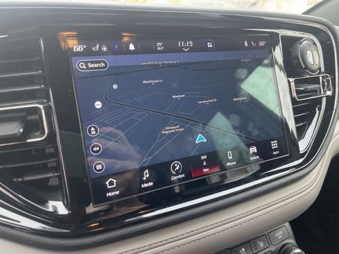 Certified 2022 Dodge Durango R/T w/ Blacktop Package image 4