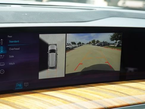 Used 2025 Cadillac Escalade Sport Platinum w/ LPO, ONYX Package AWD/4WD image 23