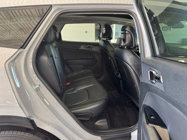 Used 2024 Kia Sportage SX FWD image 15
