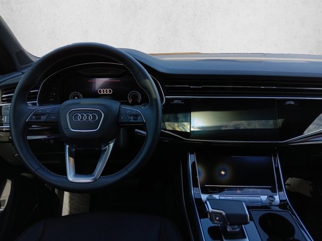 Used 2026 Audi Q7 3.0T Premium Plus AWD/4WD image 19