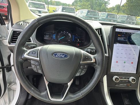 Used 2024 Ford Edge SEL AWD/4WD image 26