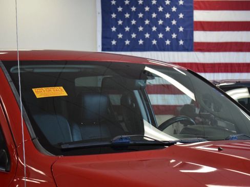 Used 2016 RAM 1500 Laramie w/ Convenience Group image 29