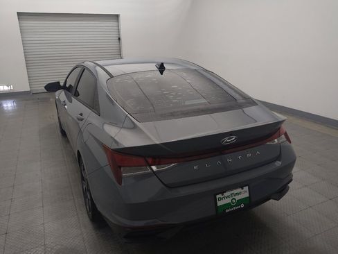 Used 2023 Hyundai Elantra SEL w/ Convenience Package FWD image 6