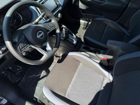 New 2025 Nissan Versa SV w/ Trunk Package image 15