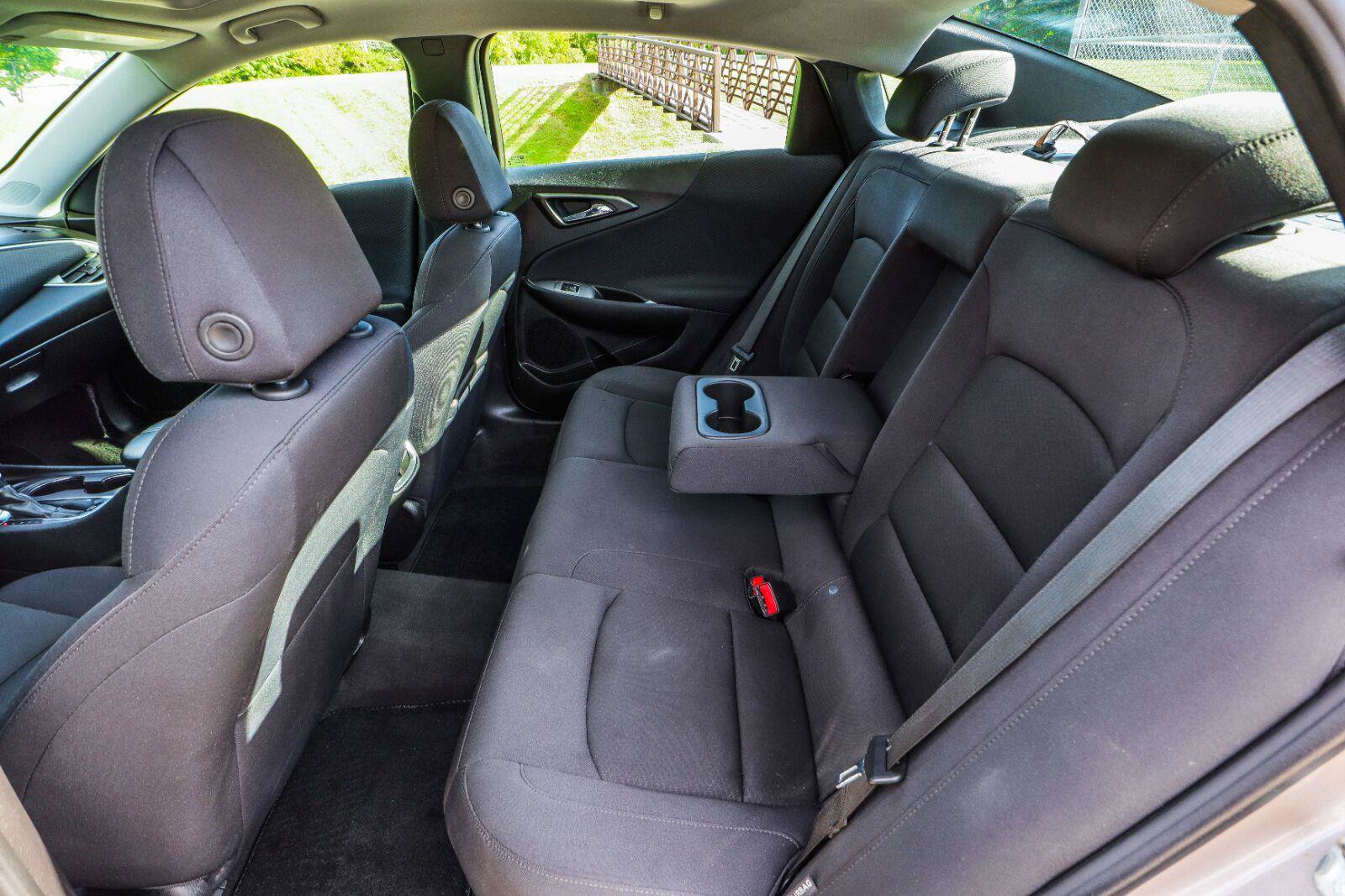 Used 2023 Chevrolet Malibu LT FWD image 36
