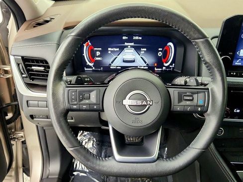 Used 2023 Nissan Rogue Platinum w/ Platinum Premium Package AWD/4WD image 14