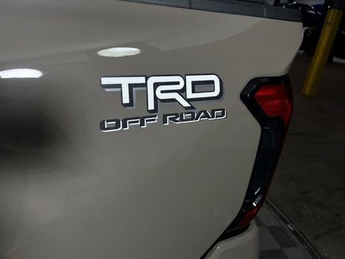 Used 2026 Toyota Tacoma TRD Off-Road w/ TRD Off Road Upgrade Package image 8