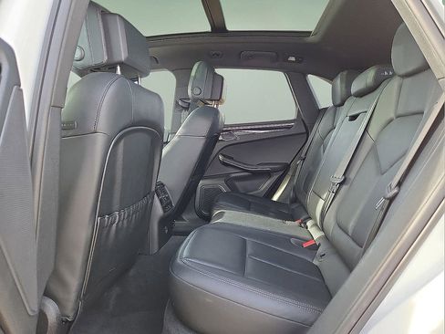 Used 2024 Porsche Macan Turbo image 16