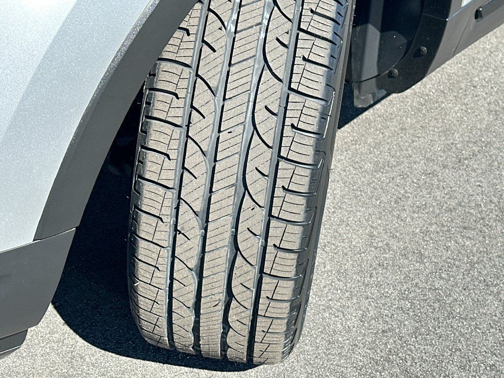 Used 2019 Ford Explorer Sport AWD/4WD image 25