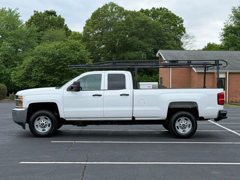 Used 2019 Chevrolet Silverado 2500 W/T w/ WT Convenience Package RWD image 2