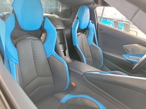 Used 2022 Chevrolet Corvette Stingray Premium Cpe w/ Battery Protection Package RWD image 30