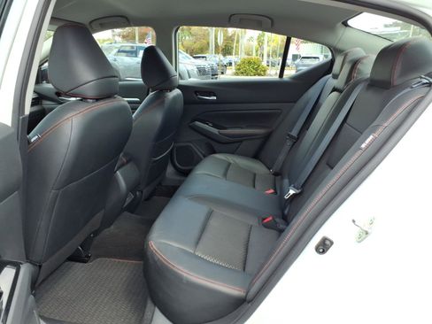 Certified 2023 Nissan Altima 2.5 SR image 18