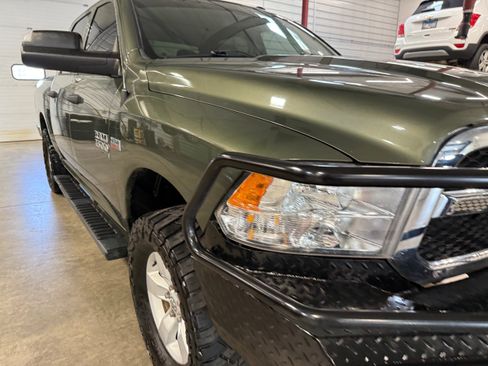Used 2021 RAM 1500 Tradesman w/ Popular Equipment Group AWD/4WD image 3
