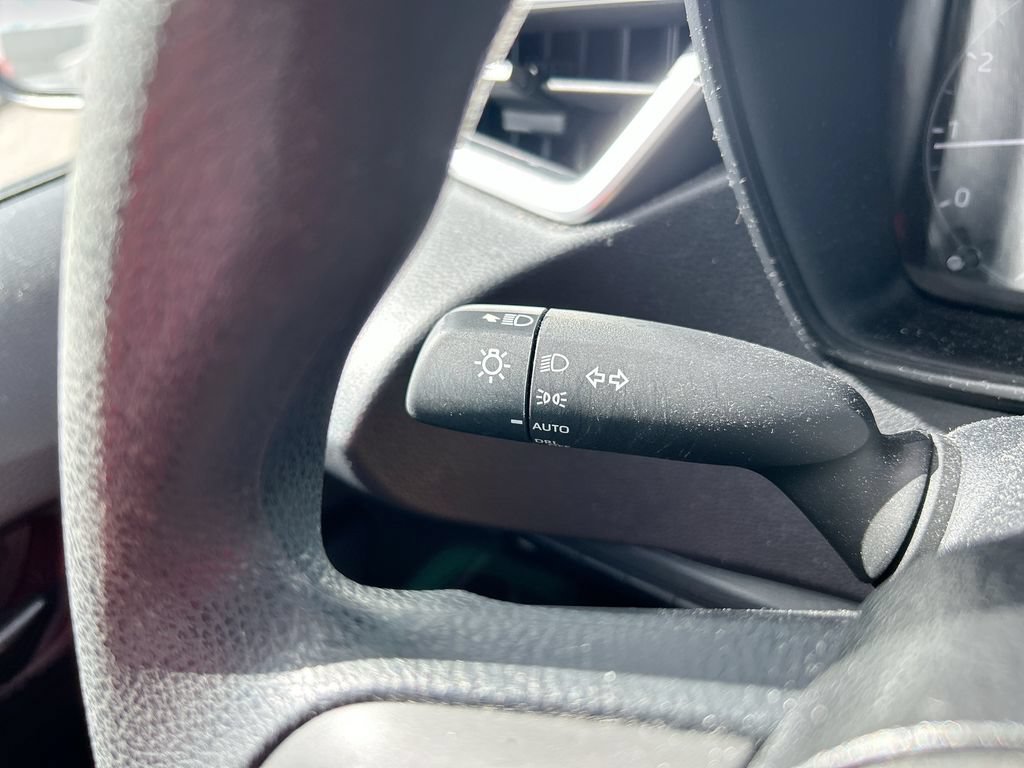 Used 2024 Toyota Corolla LE FWD image 19