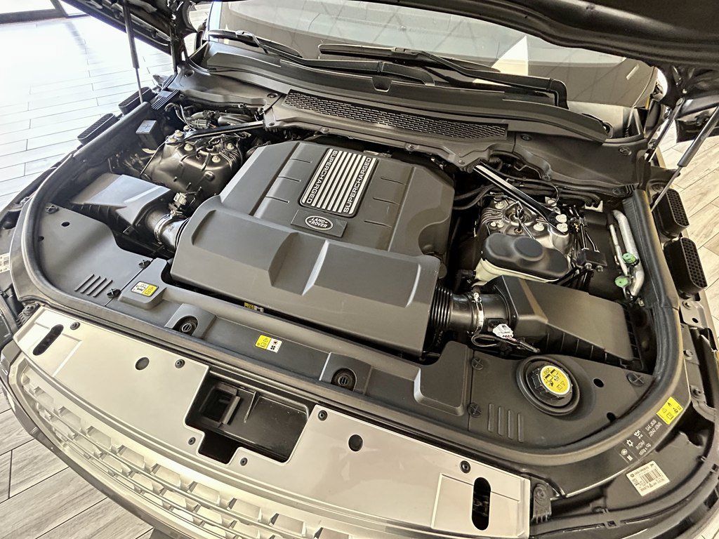 Used 2016 Land Rover Range Rover Supercharged AWD/4WD image 17