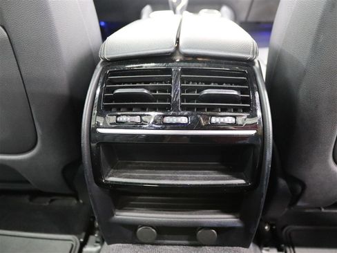 Used 2019 BMW 530i xDrive w/ Convenience Package AWD/4WD image 20