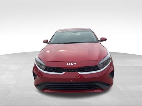 Certified 2023 Kia Forte LXS FWD image 8