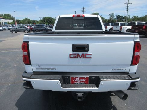 Certified 2017 GMC Sierra 2500 Denali w/ Duramax Plus Package AWD/4WD image 7