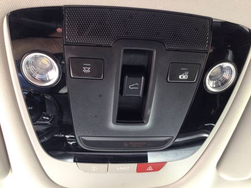 Used 2022 Kia Seltos SX w/ Sunroof Package AWD/4WD image 24
