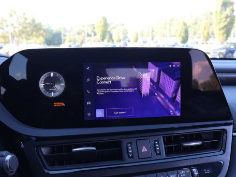 Used 2025 Lexus ES 350 w/ Premium Package image 22