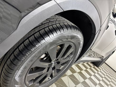 Used 2024 Hyundai Palisade SEL FWD image 36