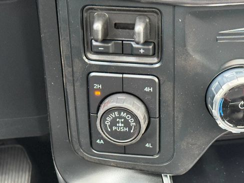 Used 2025 Ford F150 Raptor AWD/4WD image 23