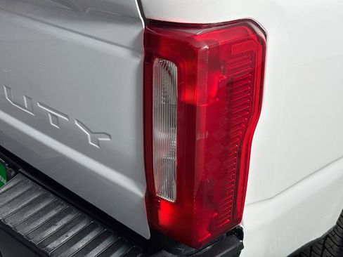 Used 2024 Ford F250 XL w/ FX4 Off-Road Package AWD/4WD image 55