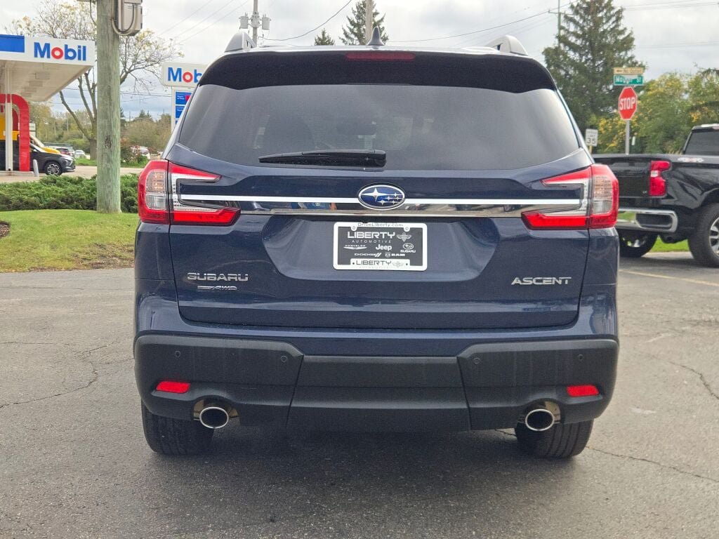 Certified 2025 Subaru Ascent Premium AWD/4WD image 13